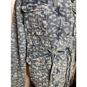 Distressed Leopard Denim Jacket - POL new!